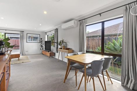 Photo of property in 2/17 Seneca Court, Golflands, Auckland, 2013