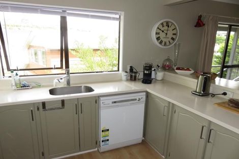 Photo of property in 7 Duggan Place, Johnsonville, Wellington, 6037