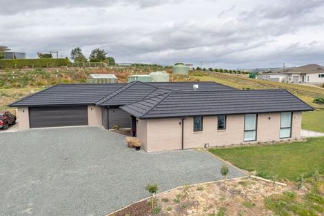 Photo of property in 20 Mallard Drive, Waihola, Outram, 9073