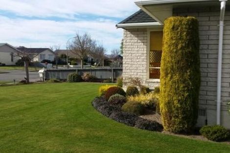 Photo of property in 19 Greenock Street, Redwood, Christchurch, 8051
