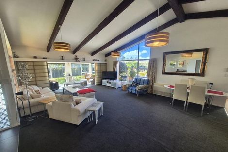Photo of property in 8 Saint James Avenue, Papanui, Christchurch, 8053