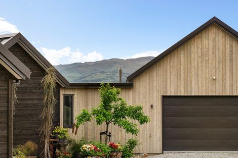 Photo of property in 112 Hall Road, Bannockburn, Cromwell, 9384