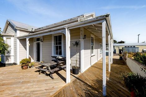 Photo of property in 2 Broadway, Waitara, 4320