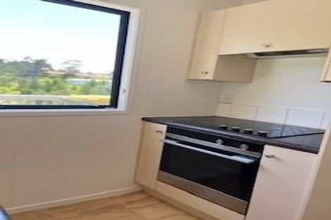 Photo of property in 7a Erica Road, Sunnynook, Auckland, 0620