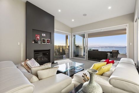 Photo of property in 4 Rangitoto View Road, Cockle Bay, Auckland, 2014
