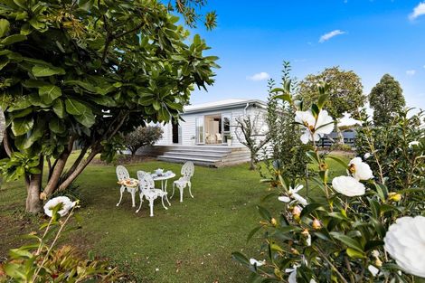 Photo of property in 233a Point Wells Road, Point Wells, 0986