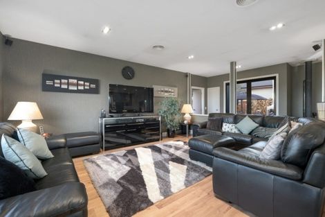 Photo of property in 980 Aubrey Road, Albert Town, Wanaka, 9305