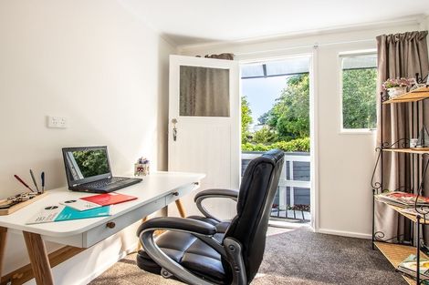 Photo of property in 99a Ruahine Street, Paraparaumu, 5032