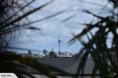 Photo of property in 27a Temple Street, Meadowbank, Auckland, 1072