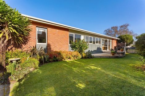 Photo of property in 8 Sullivan Grove, Epuni, Lower Hutt, 5011