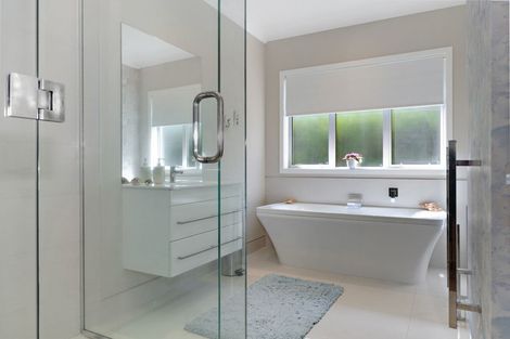 Photo of property in 12 Amberley Place, Flagstaff, Hamilton, 3210