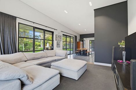 Photo of property in 334 Aokautere Drive, Aokautere, Palmerston North, 4471