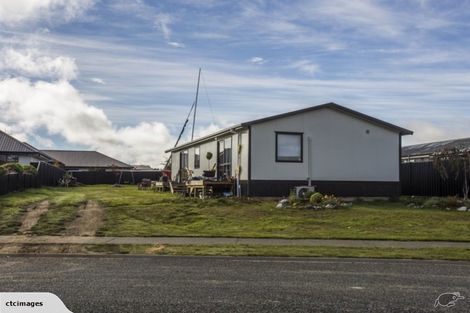 Photo of property in 47 Lawson Burrows Crescent, Te Anau, 9600