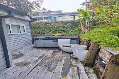 Photo of property in 57 Buckleton Road, Tawharanui Peninsula, Matakana, 0986