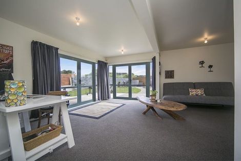 Photo of property in 61 Queen Street, Riverhead, 0820