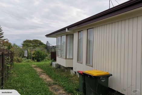 Photo of property in 2/17 Miramar Place, Pakuranga, Auckland, 2010