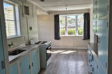 Photo of property in 18 Takahe Street, Taihape, 4720