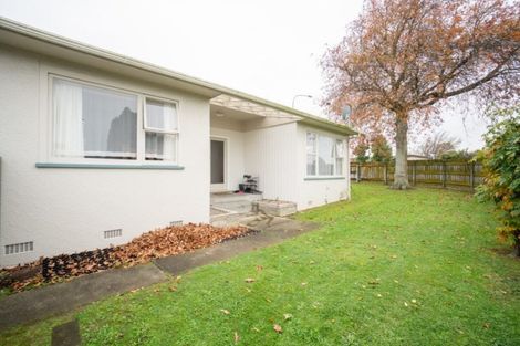Photo of property in 2 Hartley Place, Awapuni, Palmerston North, 4412