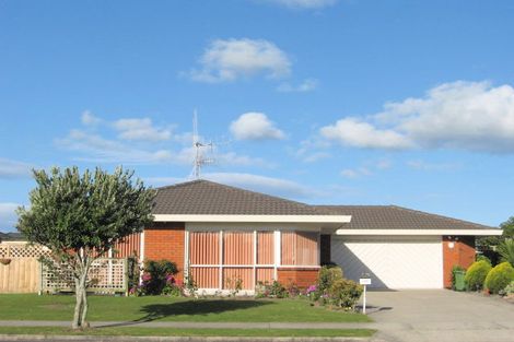 Photo of property in 120 Pacific View Road, Papamoa Beach, Papamoa, 3118