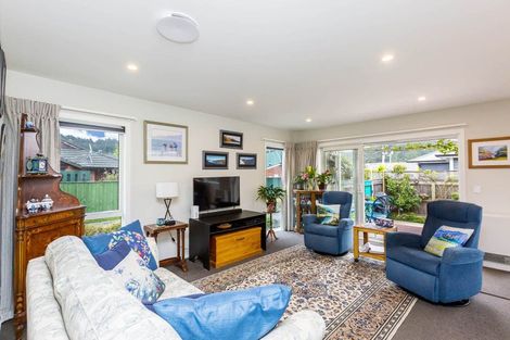 Photo of property in 15a Kiln Street, Silverstream, Upper Hutt, 5019