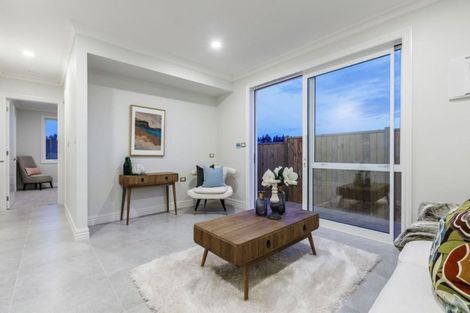 Photo of property in 9 Caldwell Place, Pinehill, Auckland, 0632