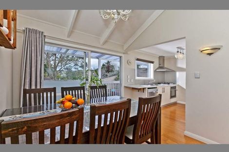 Photo of property in 20 Orton Street, Glenfield, Auckland, 0627
