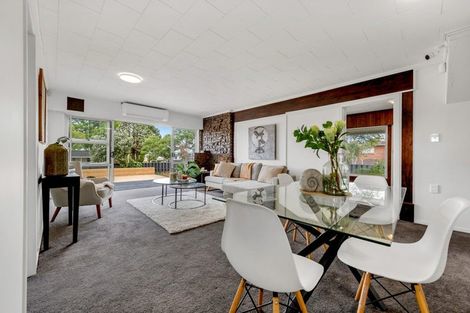 Photo of property in 110 Friedlanders Road, Manurewa, Auckland, 2102