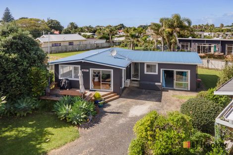 Photo of property in 17 Leo Street, Waihi Beach, 3611