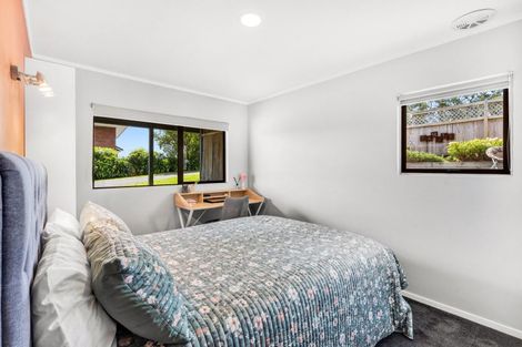 Photo of property in 1/180 Sandspit Road, Shelly Park, Auckland, 2014