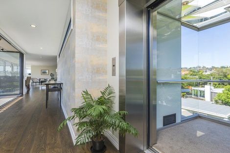 Photo of property in 29e The Parade, Saint Heliers, Auckland, 1071
