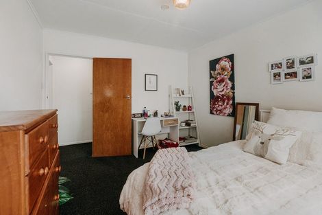 Photo of property in 35 Stillwater Place, Westbrook, Palmerston North, 4412