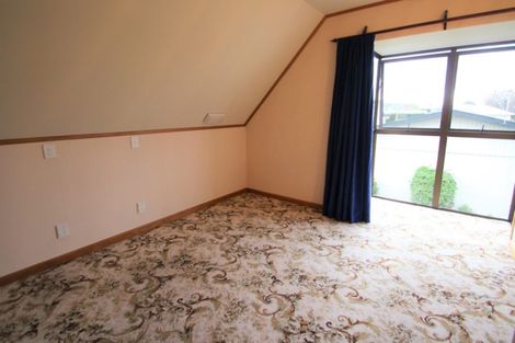 Photo of property in 16 Traford Street, Gore, 9710