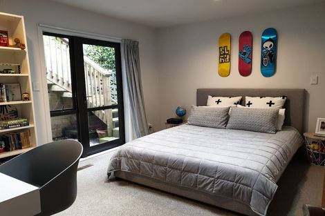 Photo of property in 191 Marine Parade, Seatoun, Wellington, 6022