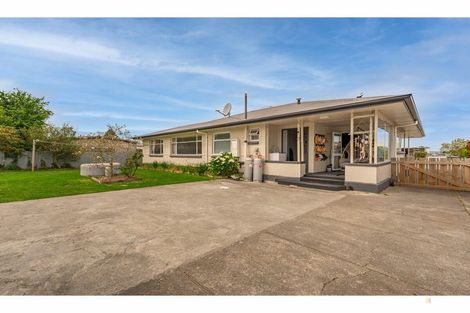 Photo of property in 30 Timaru Road, Waimate, 7924
