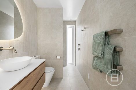 Photo of property in 15 Church Street, Northcote Point, Auckland, 0627