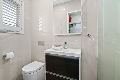 Photo of property in 61 Quadrant Road, Onehunga, Auckland, 1061