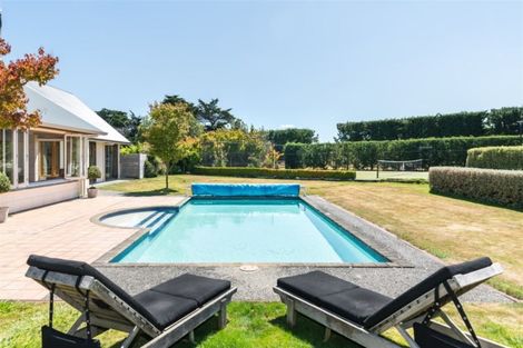 Photo of property in 450 Stoney Creek Road, Kelvin Grove, Palmerston North, 4470