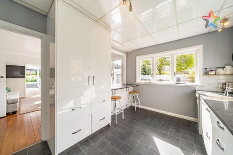 Photo of property in 10 Golf Road, Manor Park, Lower Hutt, 5019