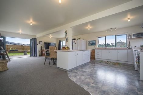 Photo of property in 61 Queen Street, Riverhead, 0820