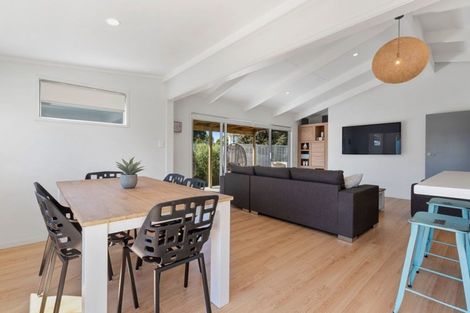 Photo of property in 5 Shamrock Crest, Omaha, 0986