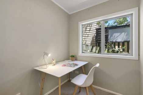 Photo of property in 64 Cluny Road, Plimmerton, Porirua, 5026