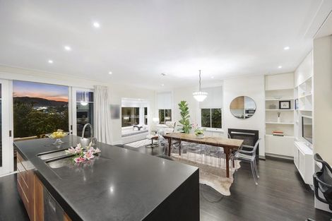 Photo of property in 18 Central Terrace, Kelburn, Wellington, 6012