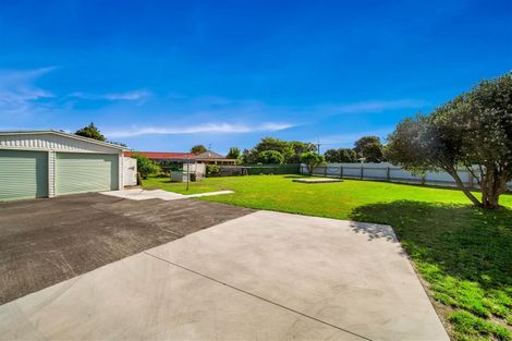 Photo of property in 32 Grey Street, Normanby, Hawera, 4614