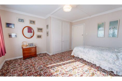 Photo of property in 25 Hughes Street, Waimate, 7924