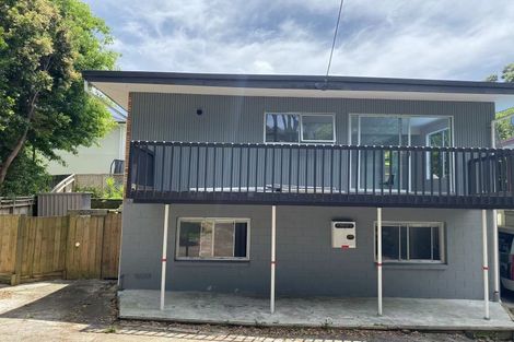 Photo of property in 2/663 Beach Road, Rothesay Bay, Auckland, 0630