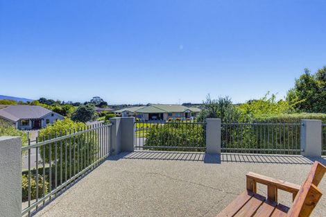 Photo of property in 111 Milne Drive, Paraparaumu, 5032