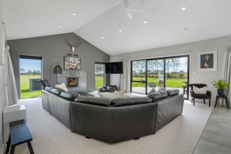 Photo of property in 141 Devereux Road, Winton, 9782