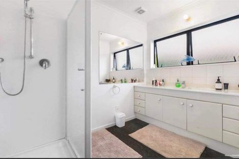 Photo of property in 20 Chiania Place, Somerville, Auckland, 2014