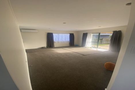 Photo of property in 15 South Avenue, Kaukapakapa, 0871