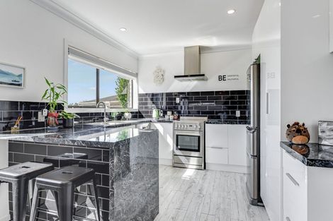 Photo of property in 28 Glamis Avenue, Dinsdale, Hamilton, 3204